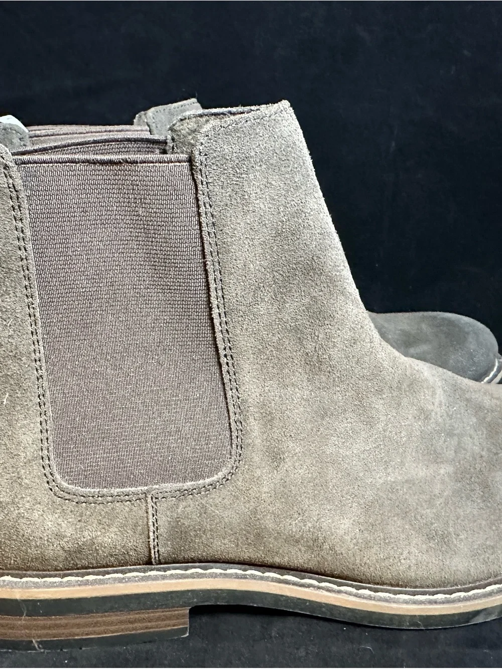 Banana Republic Factory Men's Suede Chukka Boots in Dark Taupe Brown size 12